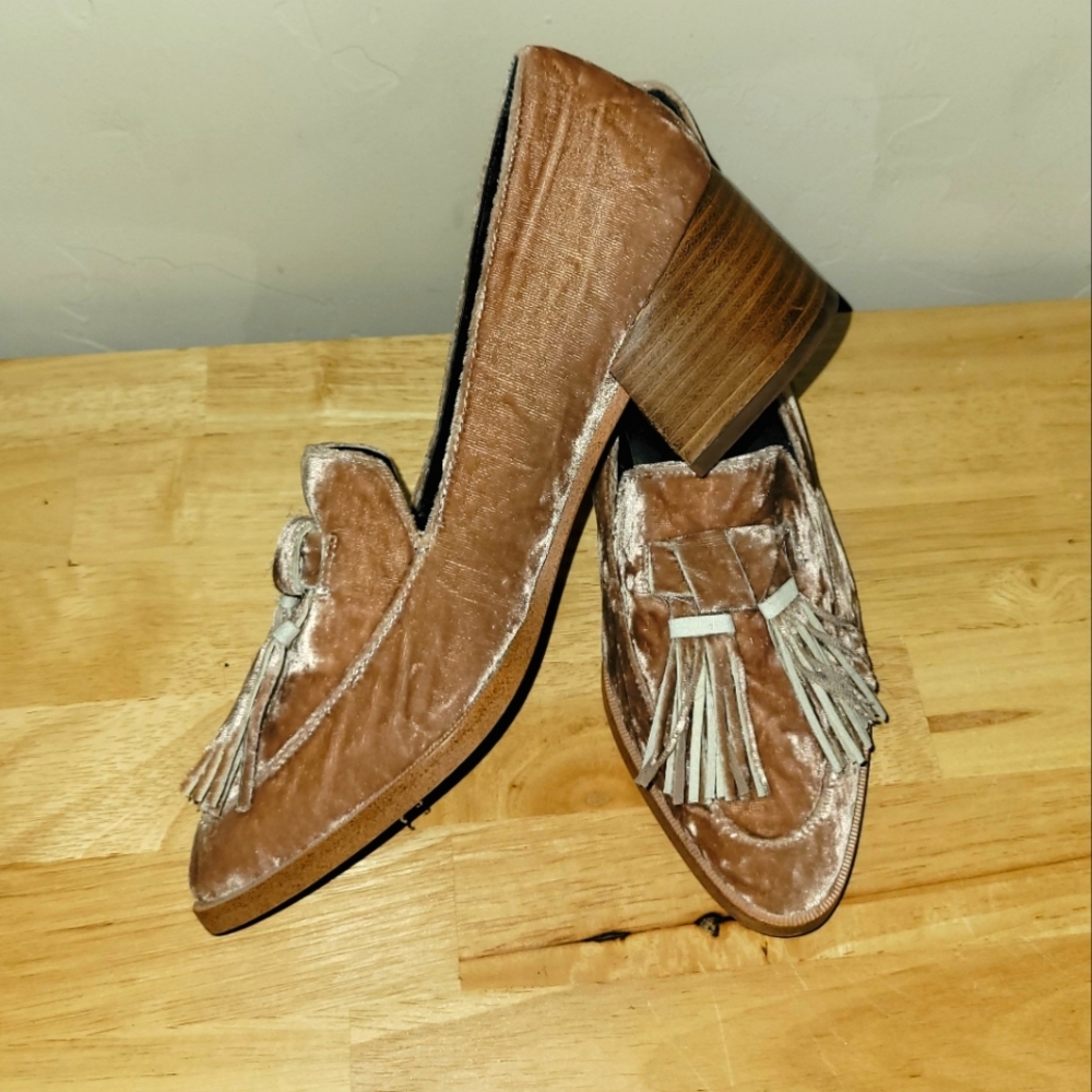 Rebecca Minkoff Edie velvet loafers size 6